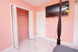 842 NE 154th St, Miami, FL 33162 - Photo 21