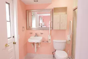 842 NE 154th St, Miami, FL 33162 - Photo 25