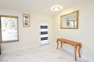 842 NE 154th St, Miami, FL 33162 - Photo 7