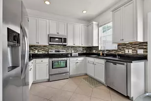 319 E Bay Cedar Cir, Jupiter, FL 33458 - Photo 15