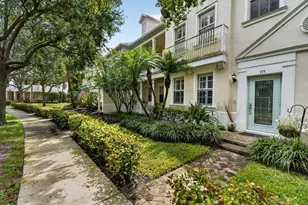 319 E Bay Cedar Cir, Jupiter, FL 33458 - Photo 1