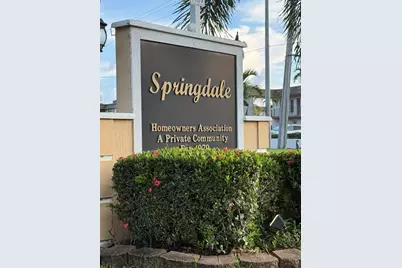 31 Springdale Circle, Palm Springs, FL 33461 - Photo 25