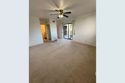 31 Springdale Circle, Palm Springs, FL 33461 - Photo 13