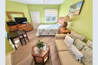 8247 Mulligan Circle #side B, Port Saint Lucie, FL 34986 - Photo 1