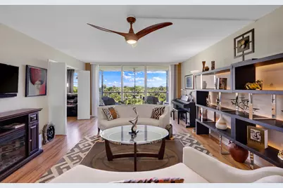 3960 Oaks Clubhouse Drive #504, Pompano Beach, FL 33069 - Photo 1