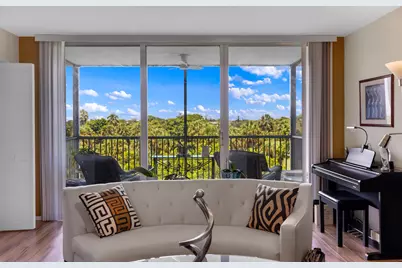 3960 Oaks Clubhouse Drive #504, Pompano Beach, FL 33069 - Photo 11