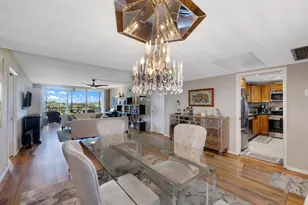 3960 Oaks Clubhouse Dr, Pompano Beach, FL 33069 - Photo 5