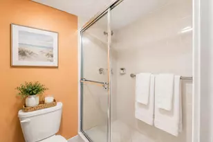 4050 N Ocean Ave, Singer Island, FL 33404 - Photo 17