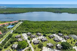 6197 SE Riverboat Dr, Stuart, FL 34997 - Photo 41