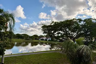46 Tara Lakes Dr E, Boynton Beach, FL 33436 - Photo 25