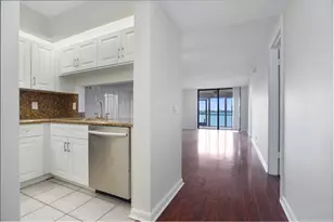 109 Lake Emerald Dr, Oakland Park, FL 33309 - Photo 1