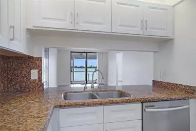 109 Lake Emerald Drive #110, Oakland Park, FL 33309 - Photo 7