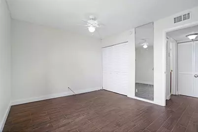 109 Lake Emerald Drive #110, Oakland Park, FL 33309 - Photo 25
