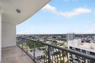 1750 N Bayshore Dr, Miami, FL 33132 - Photo 25