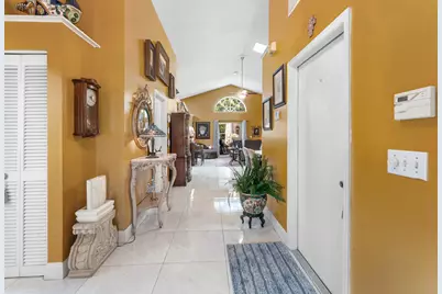 5115 Foxhall Drive S, West Palm Beach, FL 33417 - Photo 5