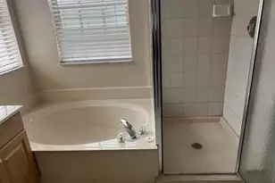315 NW 158th Ln, Pembroke Pines, FL 33028 - Photo 21