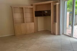 315 NW 158th Ln, Pembroke Pines, FL 33028 - Photo 13