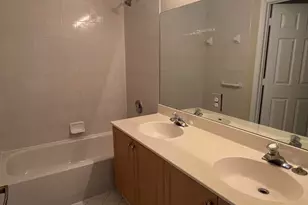 315 NW 158th Ln, Pembroke Pines, FL 33028 - Photo 23