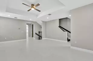 2751 Ravella Way, Palm Beach Gardens, FL 33410 - Photo 37