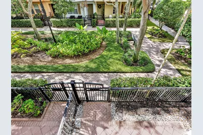 2751 Ravella Way, Palm Beach Gardens, FL 33410 - Photo 43