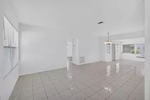 304 Cypress Dr, Lake Park, FL 33403 - Photo 9