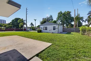304 Cypress Dr, Lake Park, FL 33403 - Photo 39