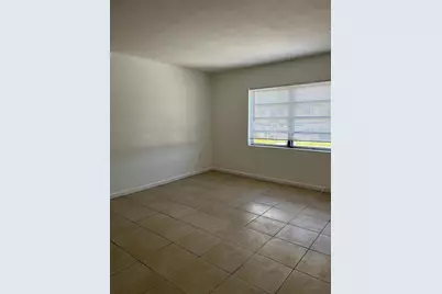 2285 NE 172nd Street #15, North Miami Beach, FL 33160 - Photo 5