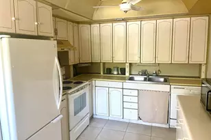 159 Keswick C, Deerfield Beach, FL 33442 - Photo 9