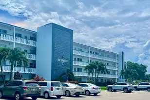 159 Keswick C, Deerfield Beach, FL 33442 - Photo 3