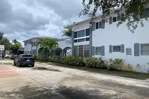 5112 Hollywood Blvd, Hollywood, FL 33021 - Photo 1