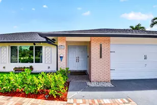 990 Hickory Trail, Wellington, FL 33414 - Photo 5