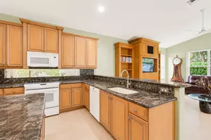 8855 Majorca Bay Dr, Lake Worth, FL 33467 - Photo 11