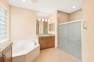 8855 Majorca Bay Dr, Lake Worth, FL 33467 - Photo 23