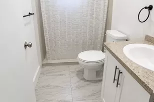 444 NW 80th St, Miami, FL 33150 - Photo 7