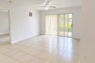 121 SW Palm Dr, Port Saint Lucie, FL 34986 - Photo 5