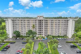 3150 N Palm Aire Dr, Pompano Beach, FL 33069 - Photo 21