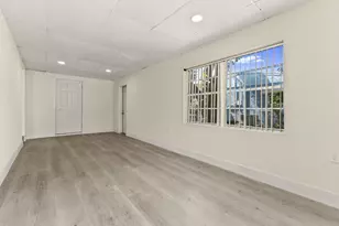 205 N 21st St, Fort Pierce, FL 34950 - Photo 11
