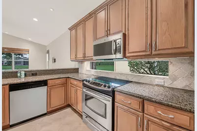 7911 Ferndale Bend Drive, Lake Worth, FL 33467 - Photo 19