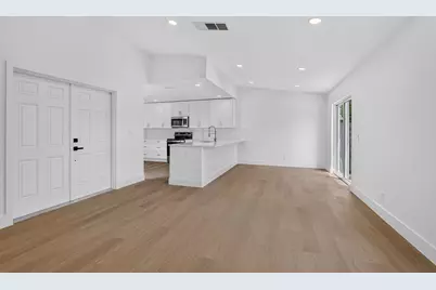 386 NW 40th Terrace, Deerfield Beach, FL 33442 - Photo 9