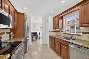 12447 Crystal Pointe Dr, Boynton Beach, FL 33437 - Photo 19
