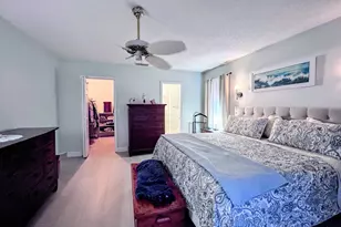 569 Dollarspot Ct, Wellington, FL 33414 - Photo 15