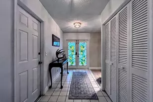 569 Dollarspot Ct, Wellington, FL 33414 - Photo 7