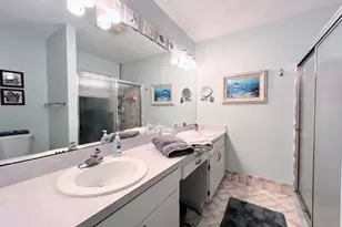 569 Dollarspot Ct, Wellington, FL 33414 - Photo 19