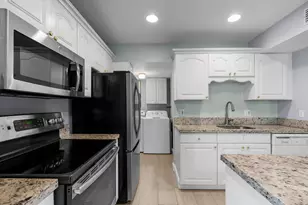7200 NW 2nd Ave, Boca Raton, FL 33487 - Photo 9