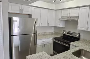 738 Executive Center Dr, West Palm Beach, FL 33401 - Photo 3