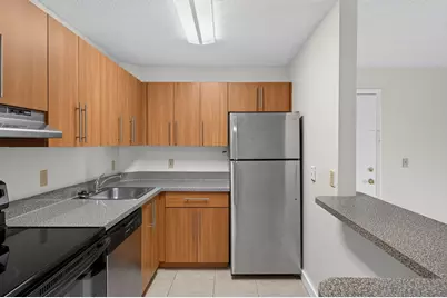 10717 E Cleary Boulevard E #106, Plantation, FL 33324 - Photo 13
