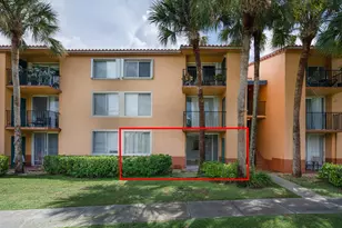10717 E Cleary Blvd E, Plantation, FL 33324 - Photo 3