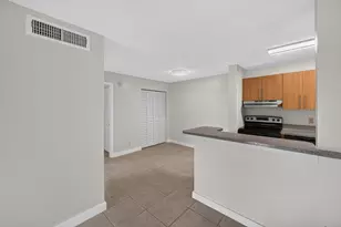 10717 E Cleary Blvd E, Plantation, FL 33324 - Photo 11
