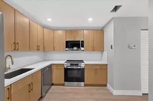 6611 Via Regina, Boca Raton, FL 33433 - Photo 9