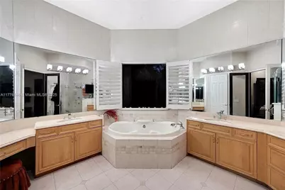 14503 SW 16th Street, Davie, FL 33325 - Photo 5